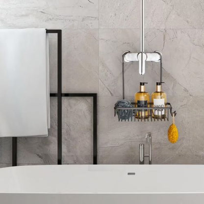 etagere douche argente grise au dessus baignoire cote porte serviette