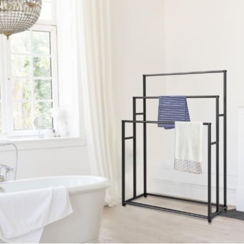 porte serviette noir deux serviettes droite fenetre