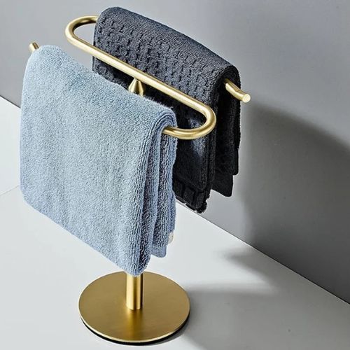 porte serviette salle de bain sur pied or deux serviettes