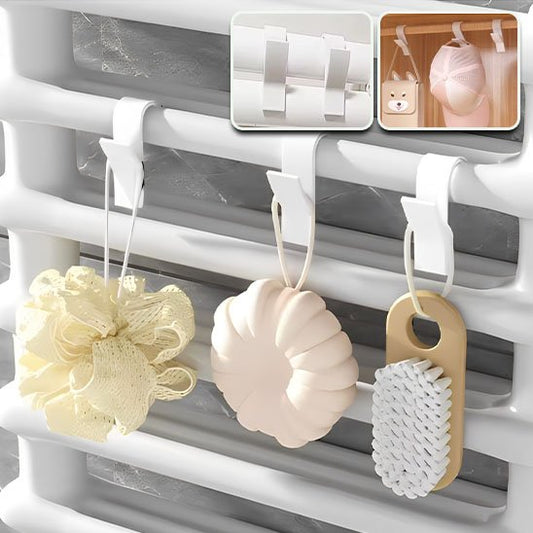 porte serviette salle de bain trois objets suspendus plus deux images